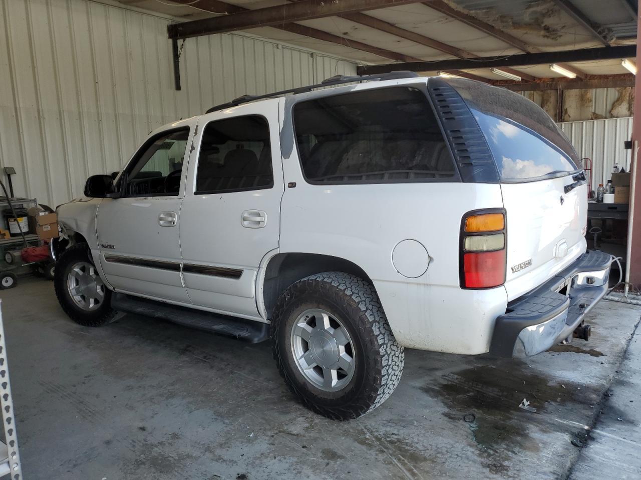 2005 GMC Yukon - Image 3