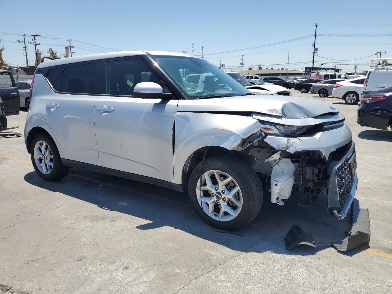 2021 Kia Soul Lx - Фото 4