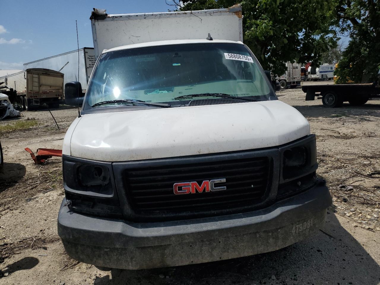 2017 GMC Savana Cutaway G3500 - Image 5