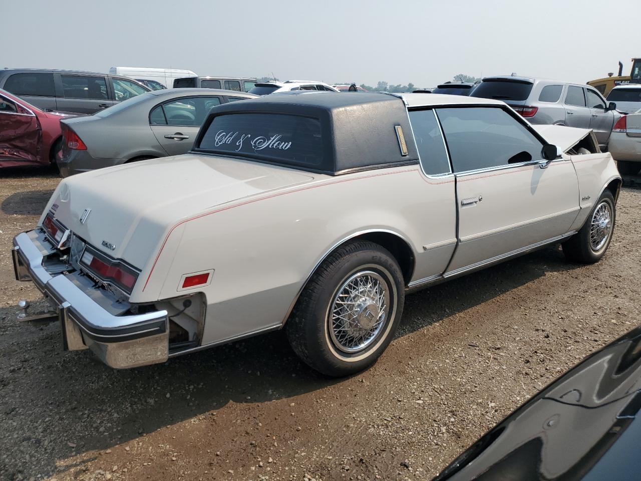 1984 Oldsmobile Toronado Brougham - Фото 3
