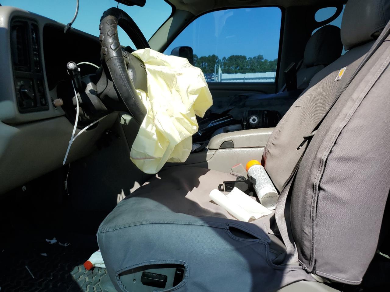 2006 Chevrolet Silverado K2500 Heavy Duty - Image 7