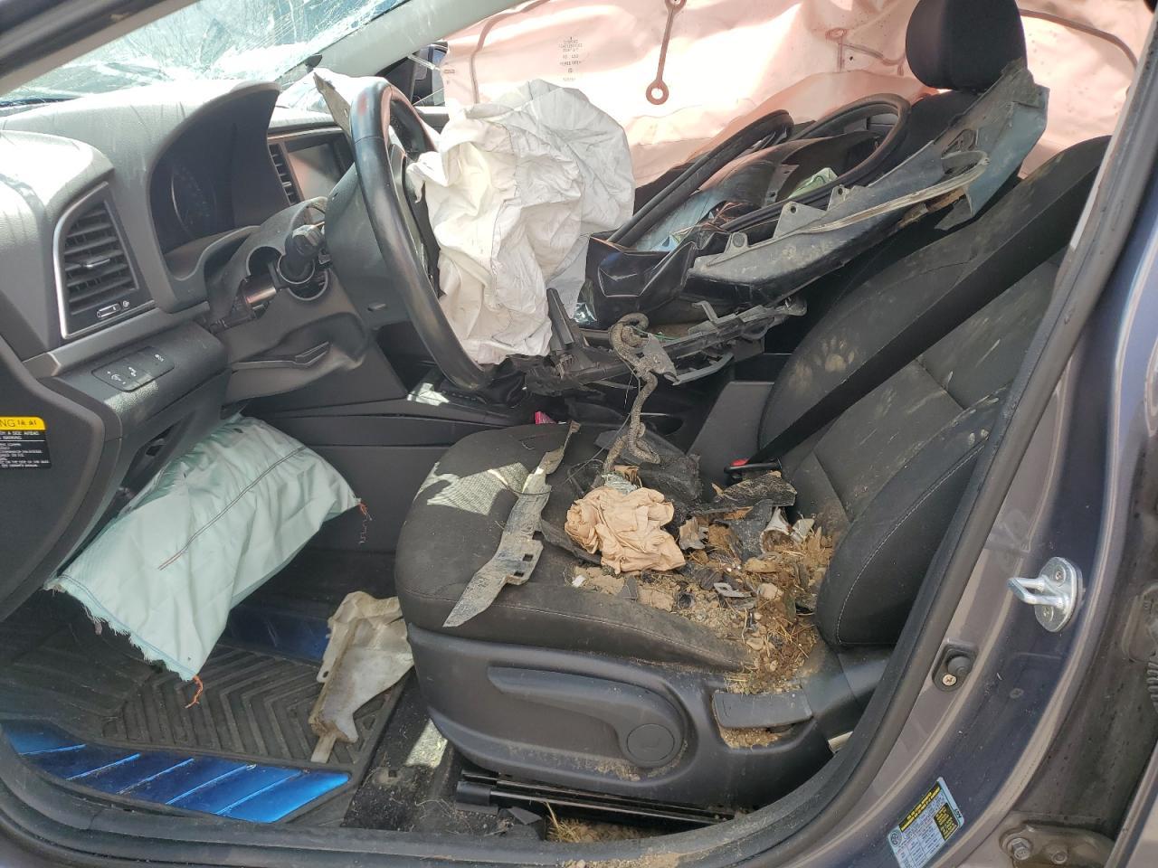 2018 Hyundai Elantra Sel - Фото 7