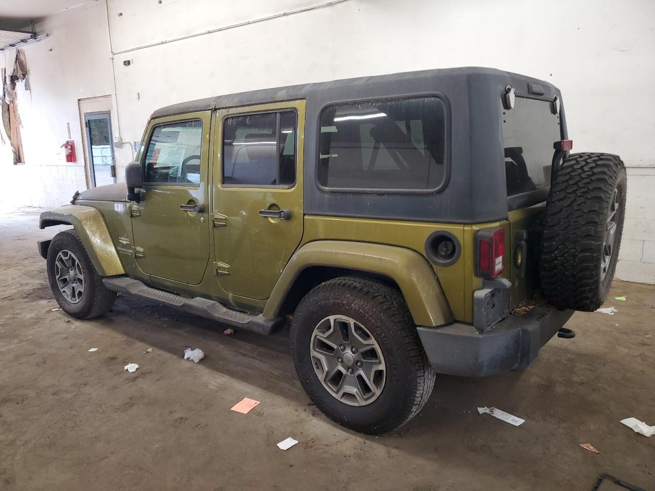 2007 Jeep Wrangler Sahara - Image 2