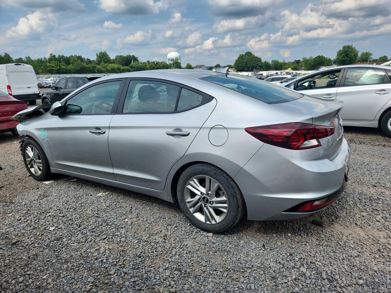 2020 Hyundai Elantra Sel - Фото 2