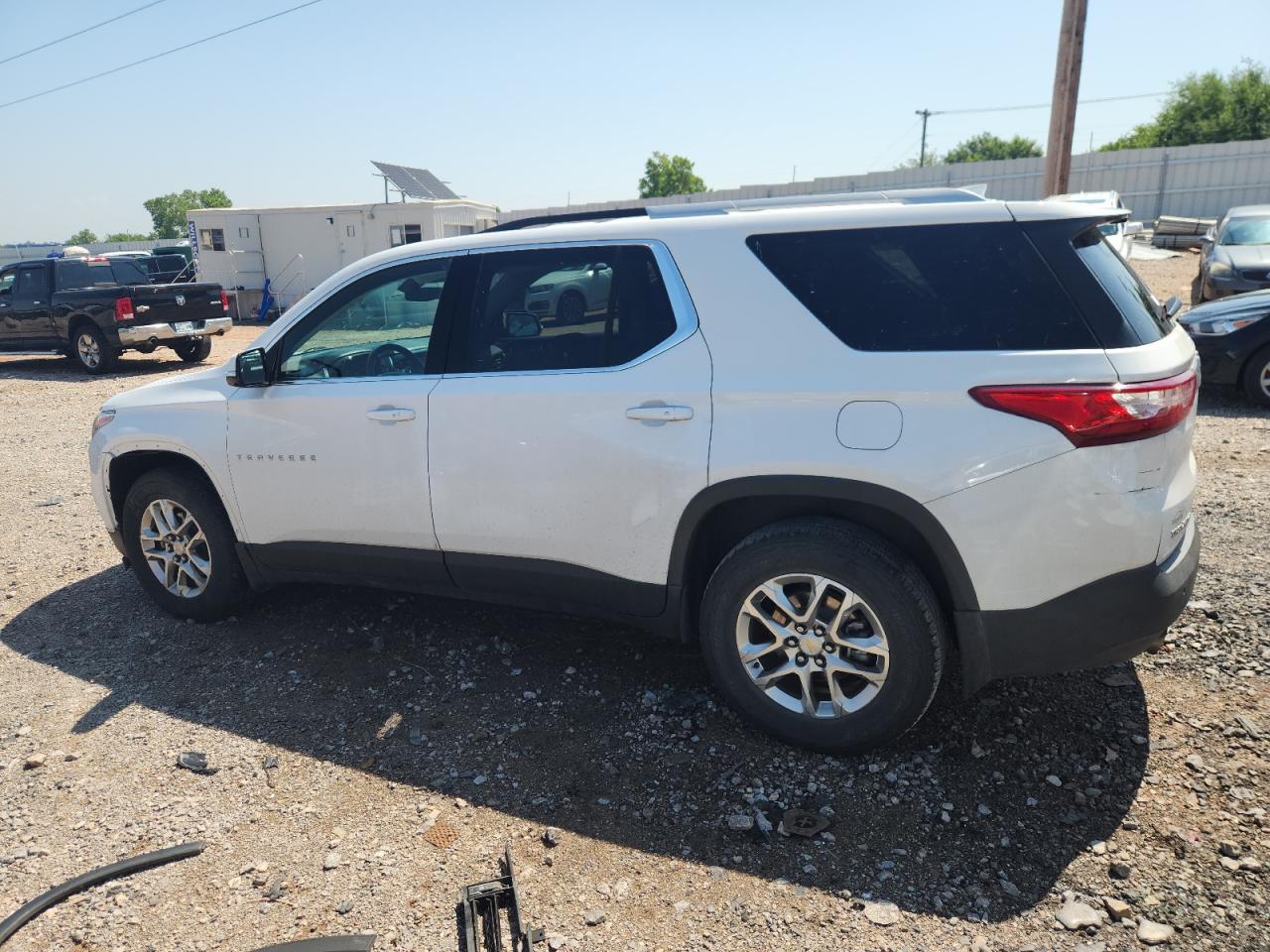 2018 Chevrolet Traverse Lt - Image 2