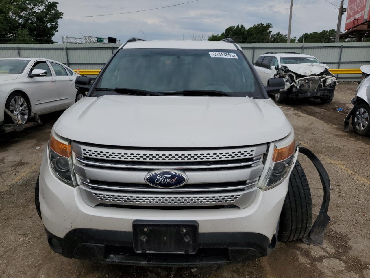 2014 Ford Explorer Xlt - Фото 5