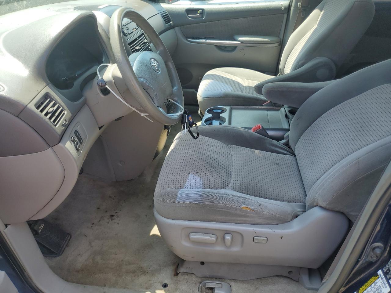 2006 Toyota Sienna Le - Фото 7