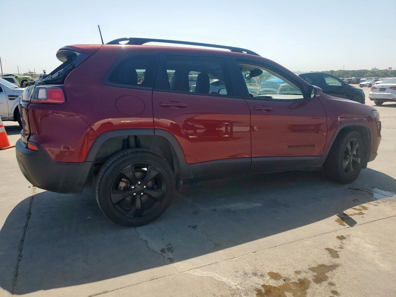 2021 Jeep Cherokee Latitude Plus - Фото 3