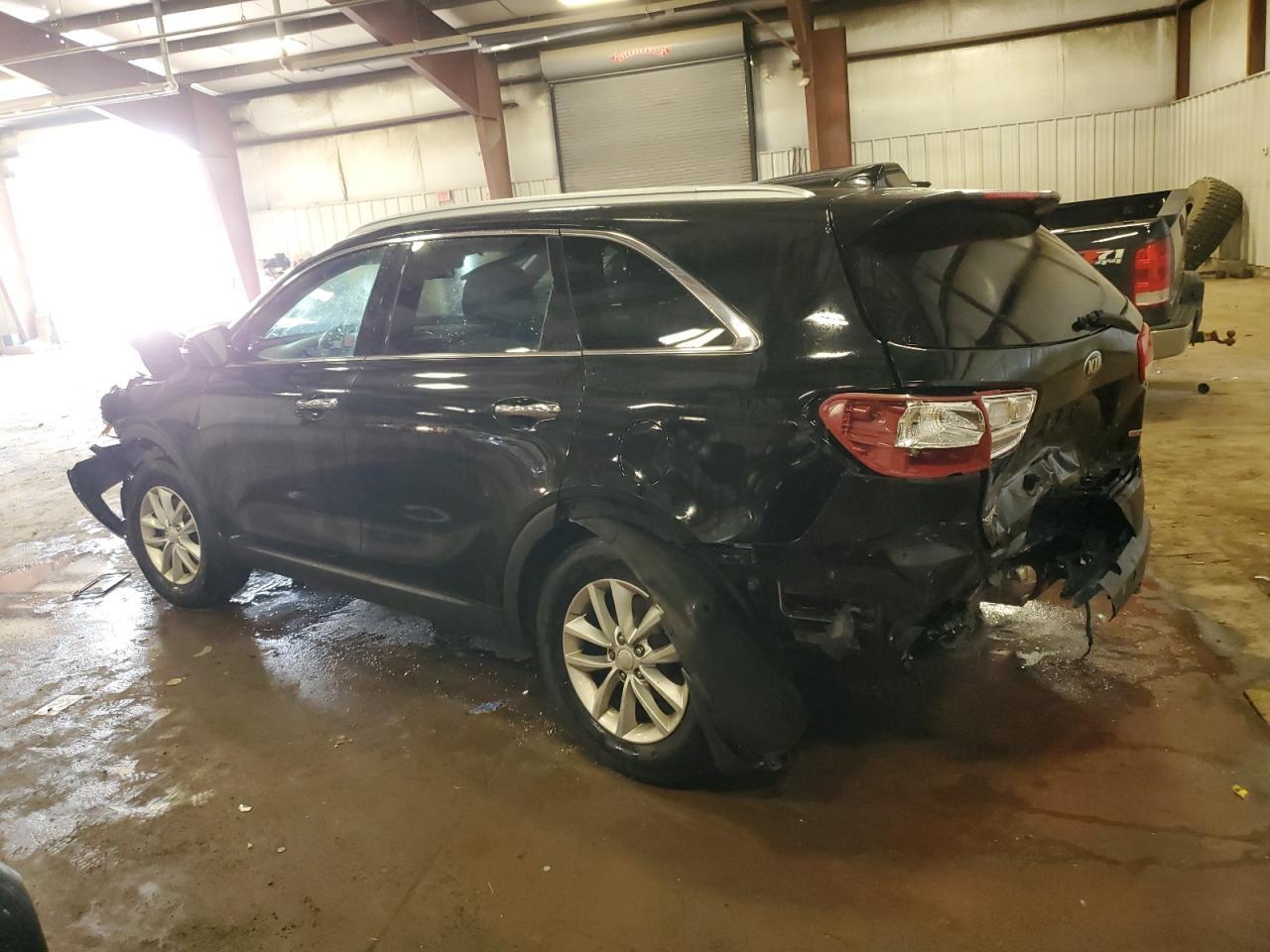 2016 Kia Sorento Lx - Image 2