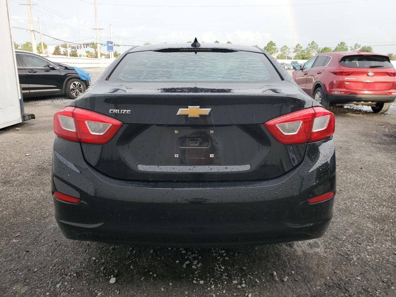 2017 Chevrolet Cruze Ls - Фото 6