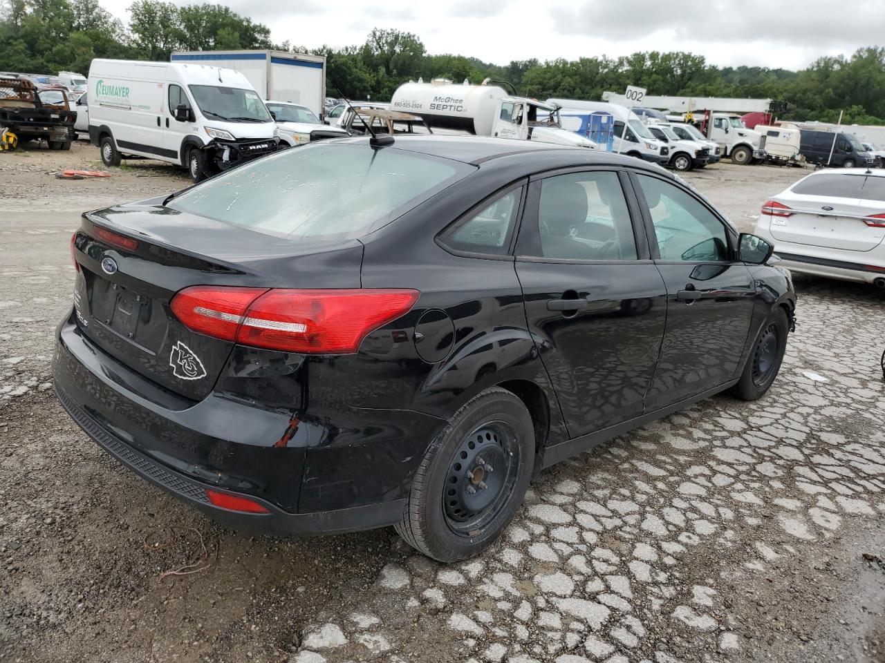 2018 Ford Focus S - Фото 3