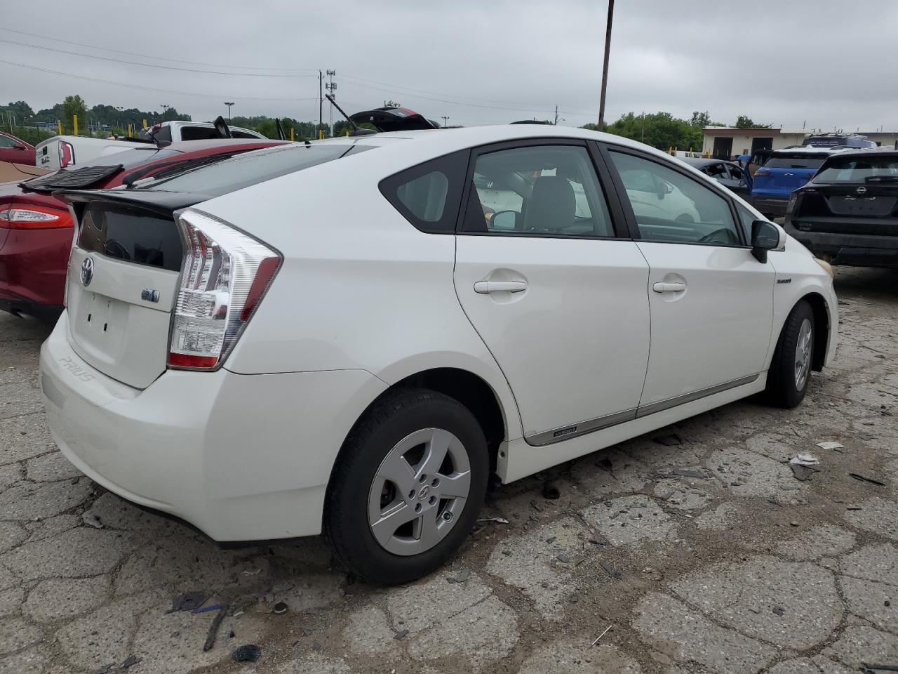2011 Toyota Prius - Фото 3