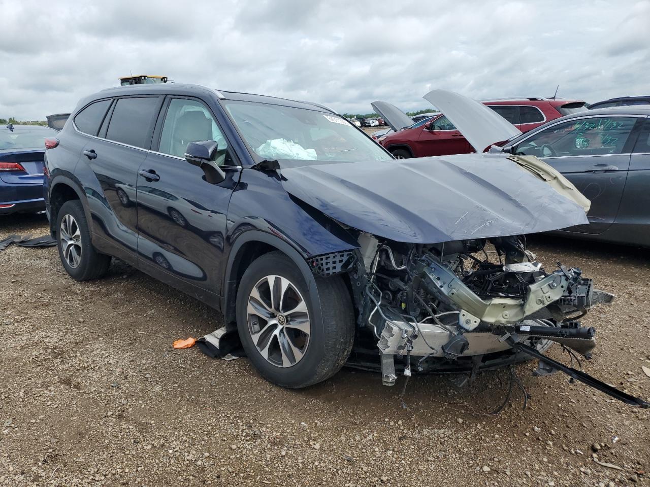 2022 Toyota Highlander Xle - Фото 4
