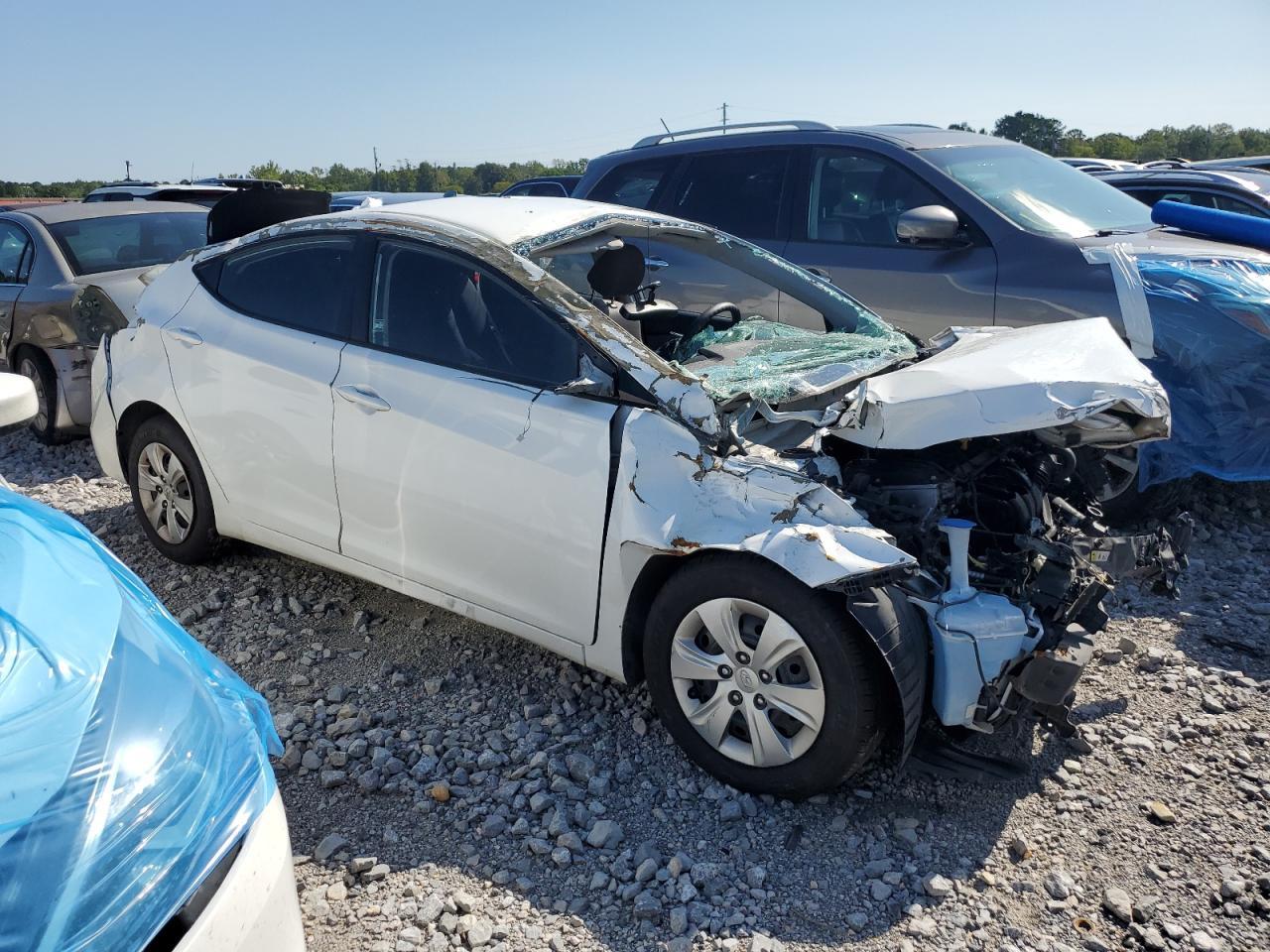 2016 Hyundai Elantra Se - Image 4