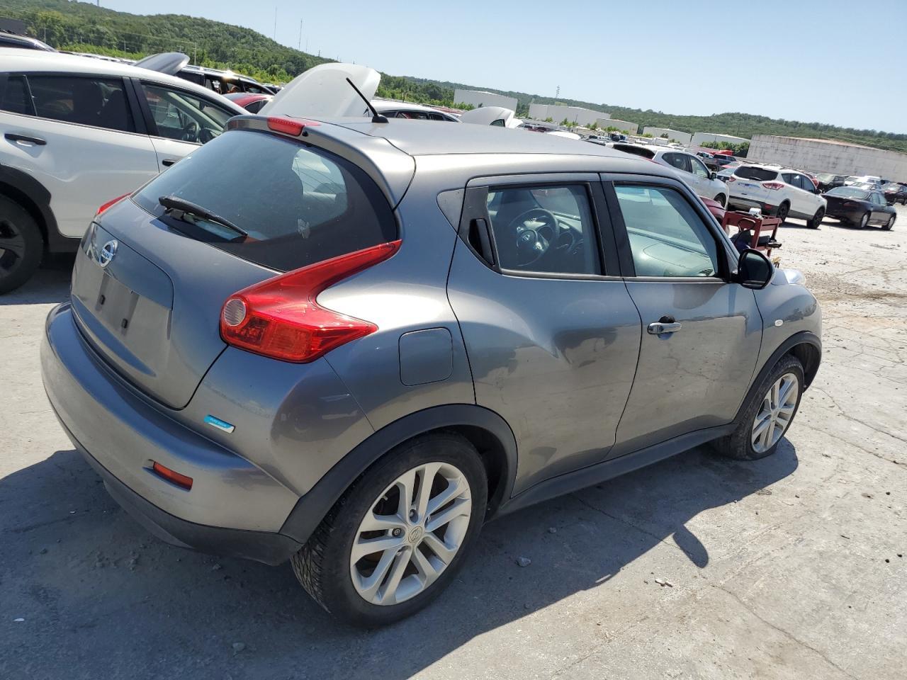 2013 Nissan Juke S - Image 3