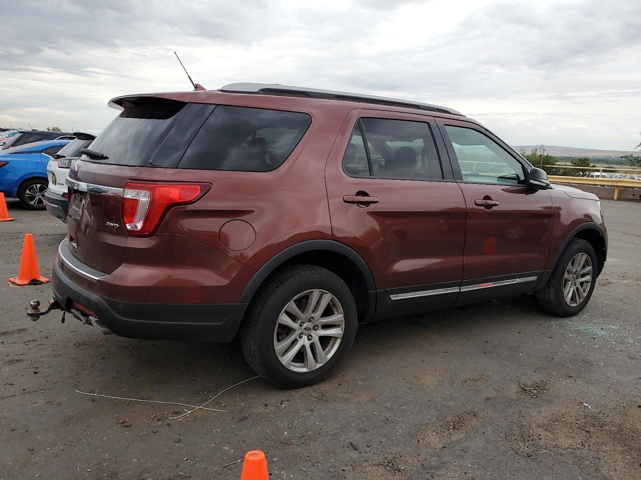 2018 Ford Explorer Xlt - Фото 3