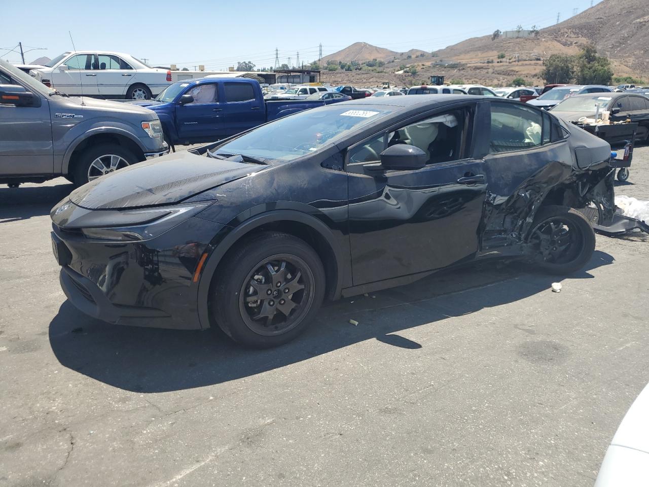 2025 Toyota Prius Le