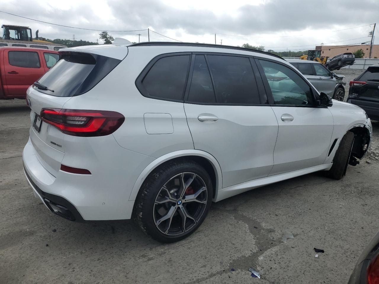 2021 BMW X5 xDrive40I - Фото 3