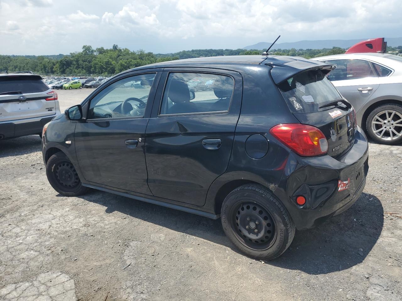 2015 Mitsubishi Mirage De - Фото 2