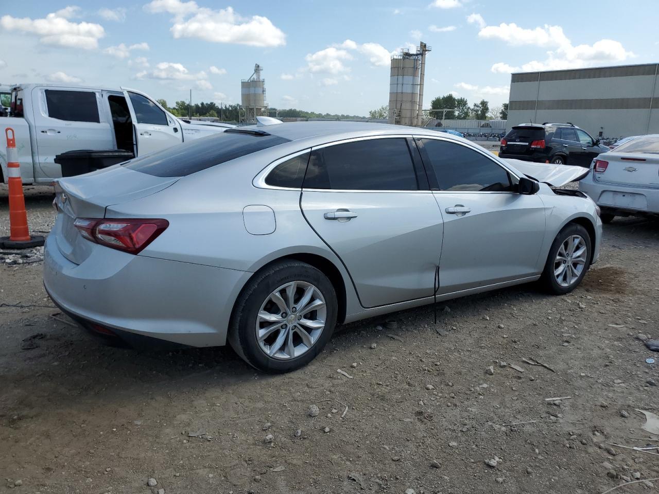 2020 Chevrolet Malibu Lt - Фото 3