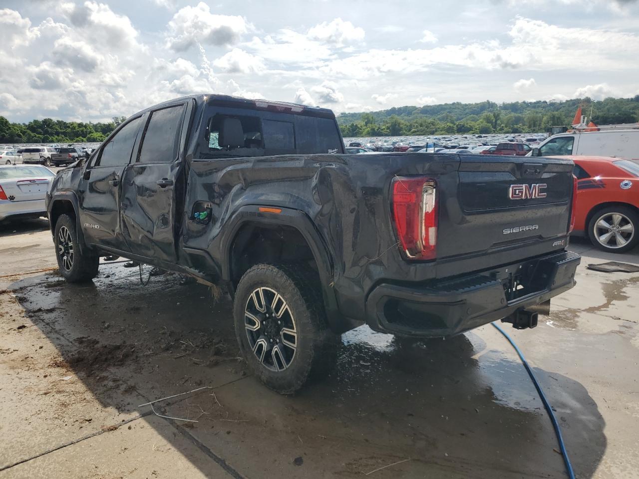 2020 GMC Sierra K3500 At4 - Фото 2