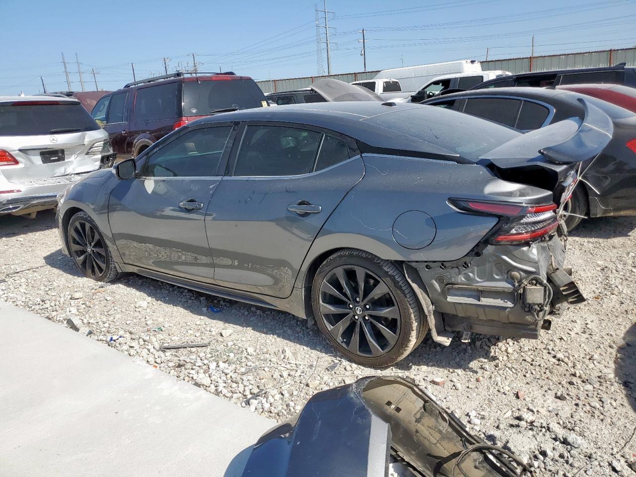 2021 Nissan Maxima Sr - Image 2