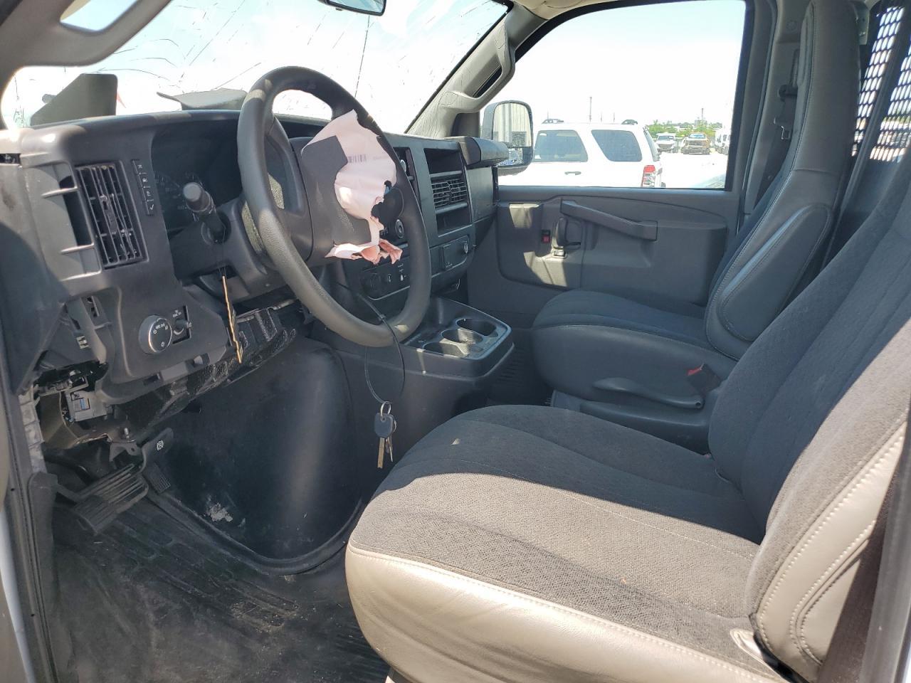 2021 GMC Savana G2500 - Фото 7