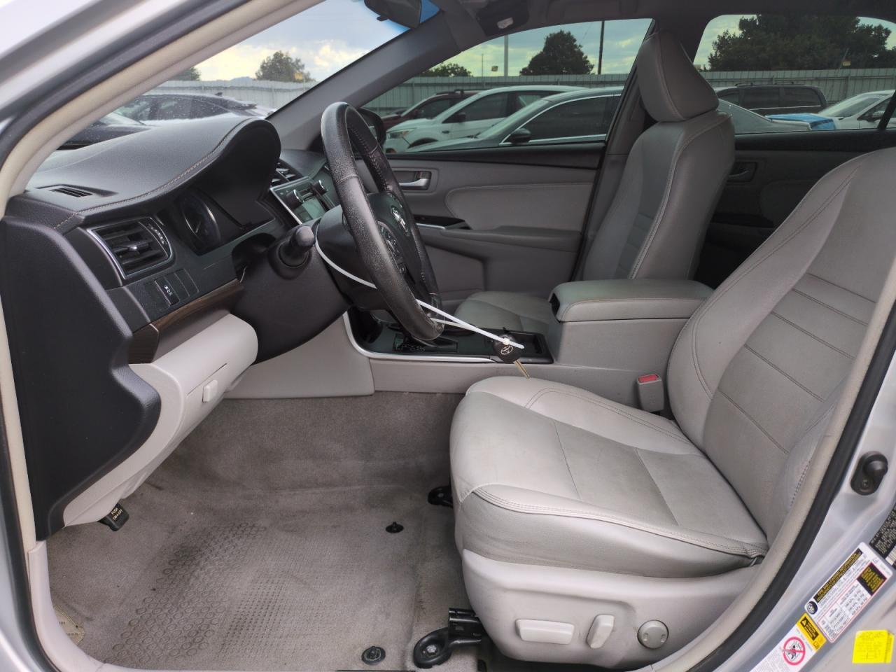 2016 Toyota Camry Le - Image 7