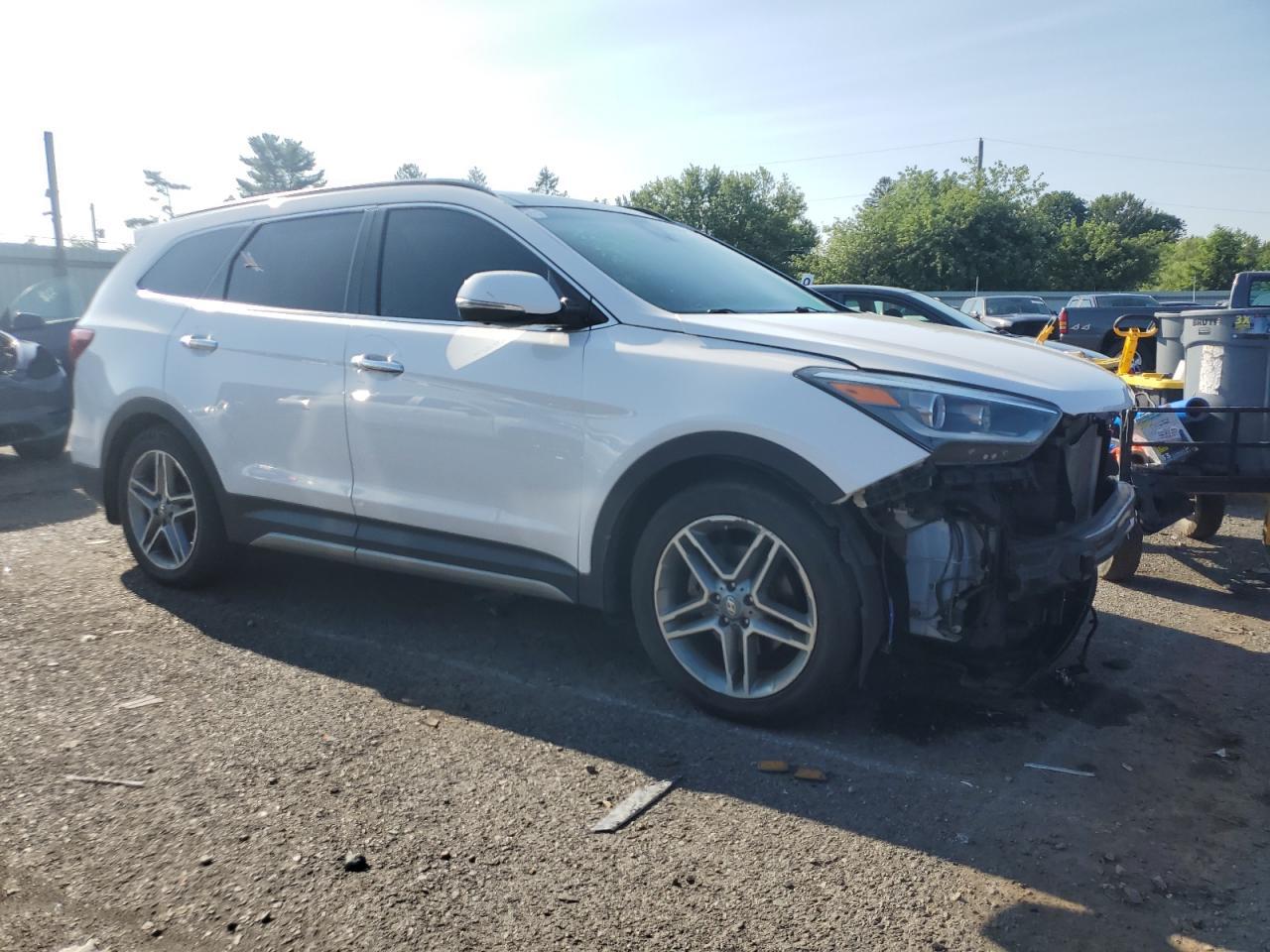 2017 Hyundai Santa Fe Se Ultimate - Image 4