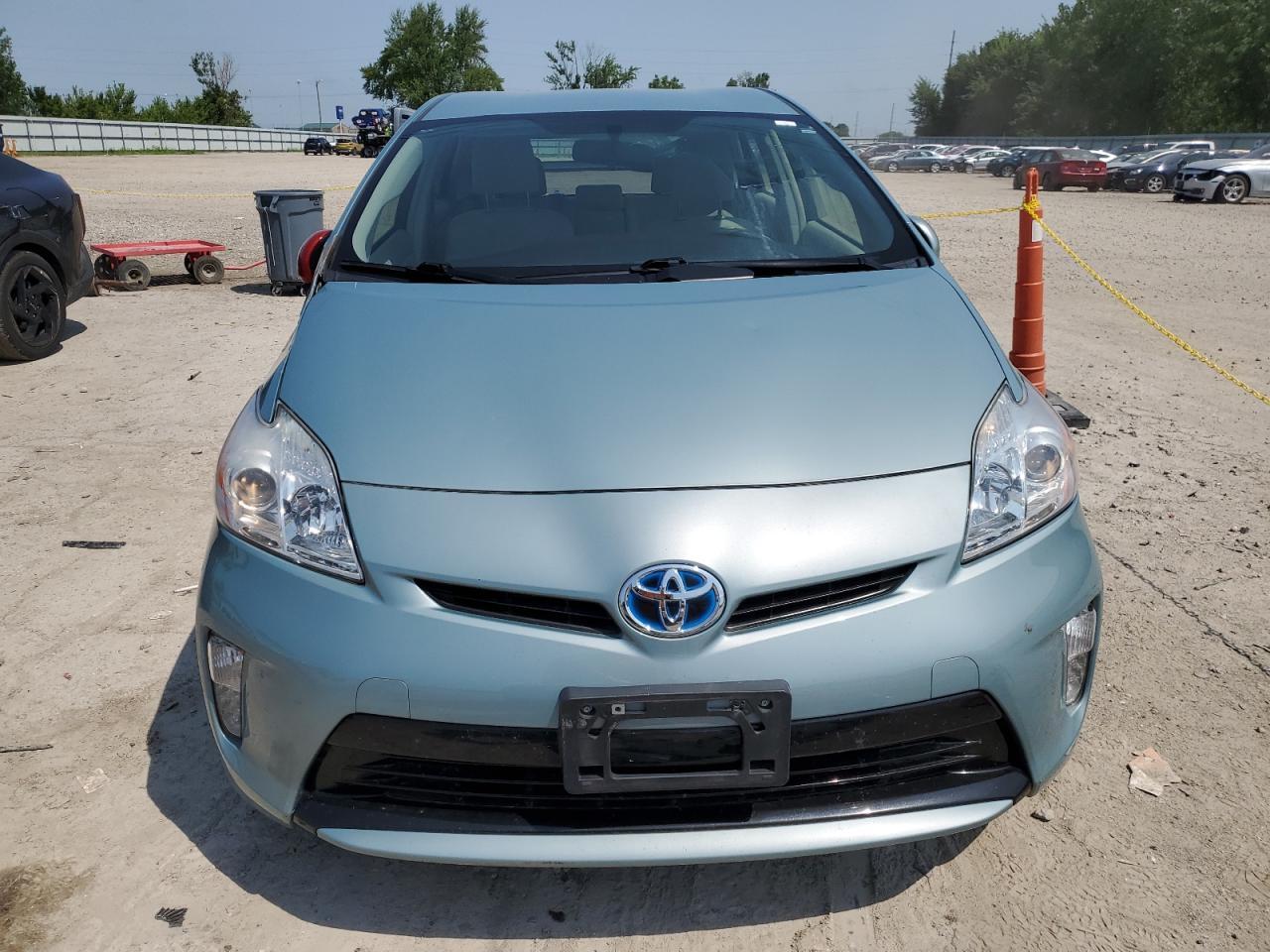 2013 Toyota Prius - Image 5