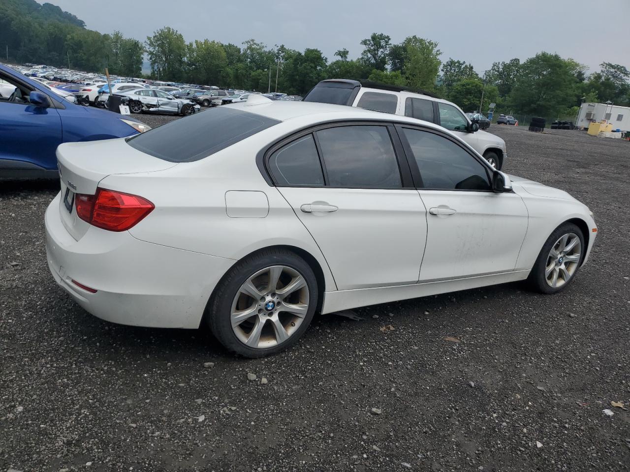 2015 BMW 328 Xi Sulev - Фото 3