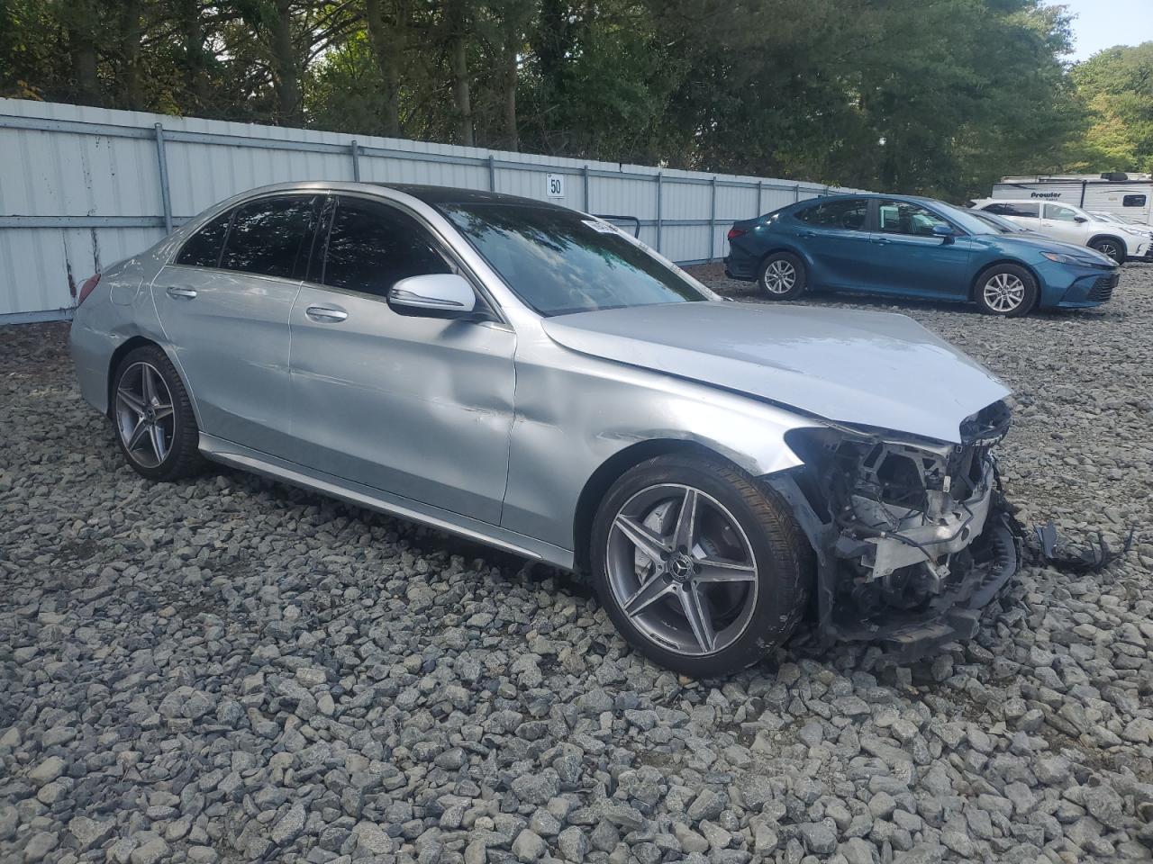 2018 Mercedes-Benz C 300 4Matic - Фото 4