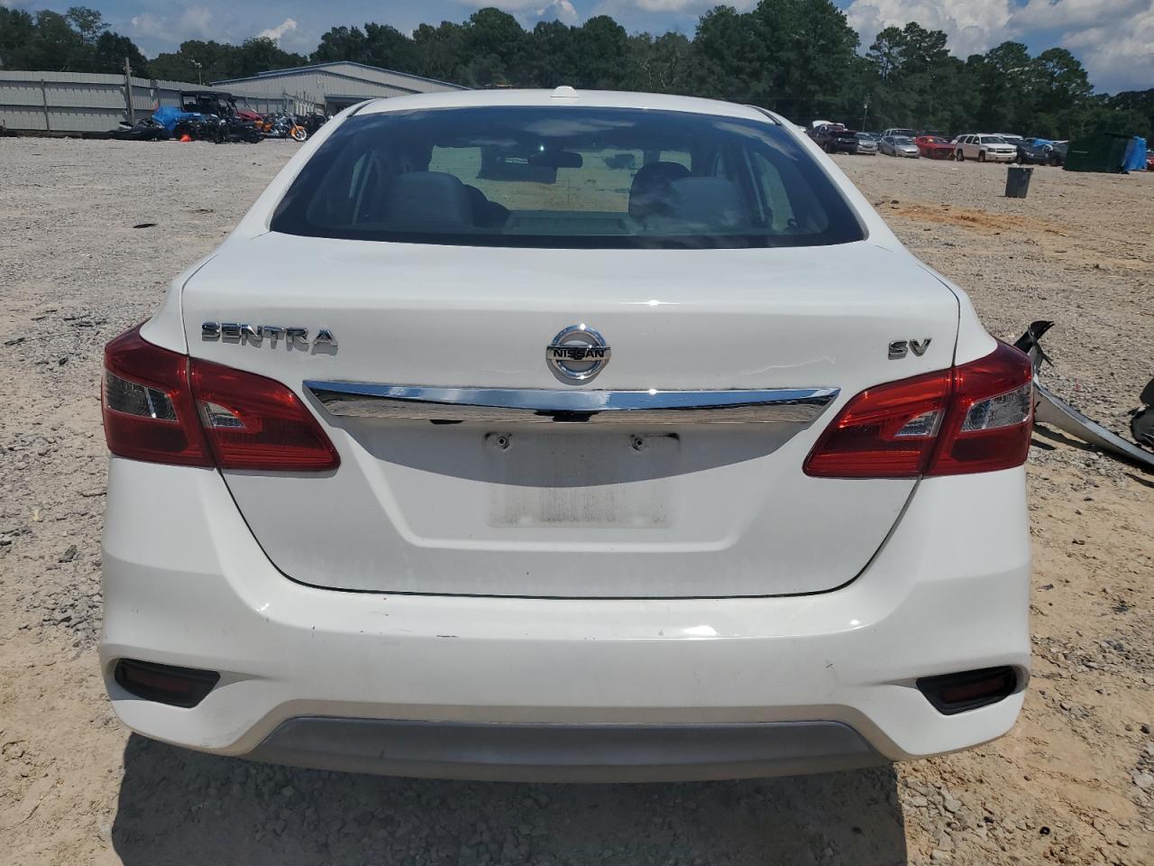 2019 Nissan Sentra S - Фото 6