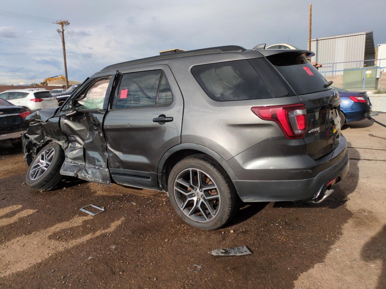 2016 Ford Explorer Sport - Фото 2