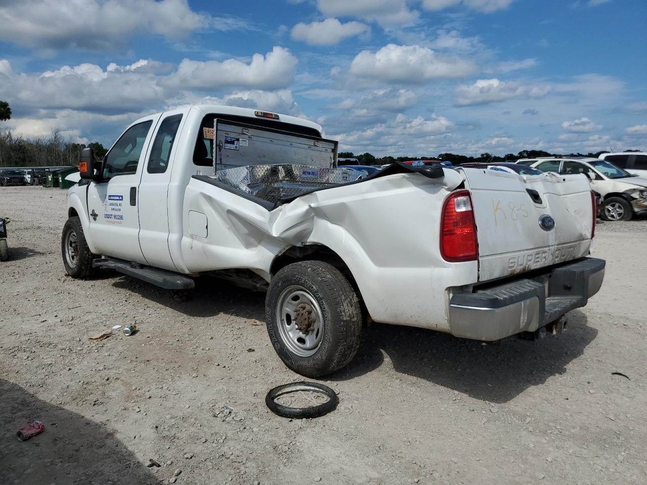 2015 Ford F250 Super Duty - Фото 2