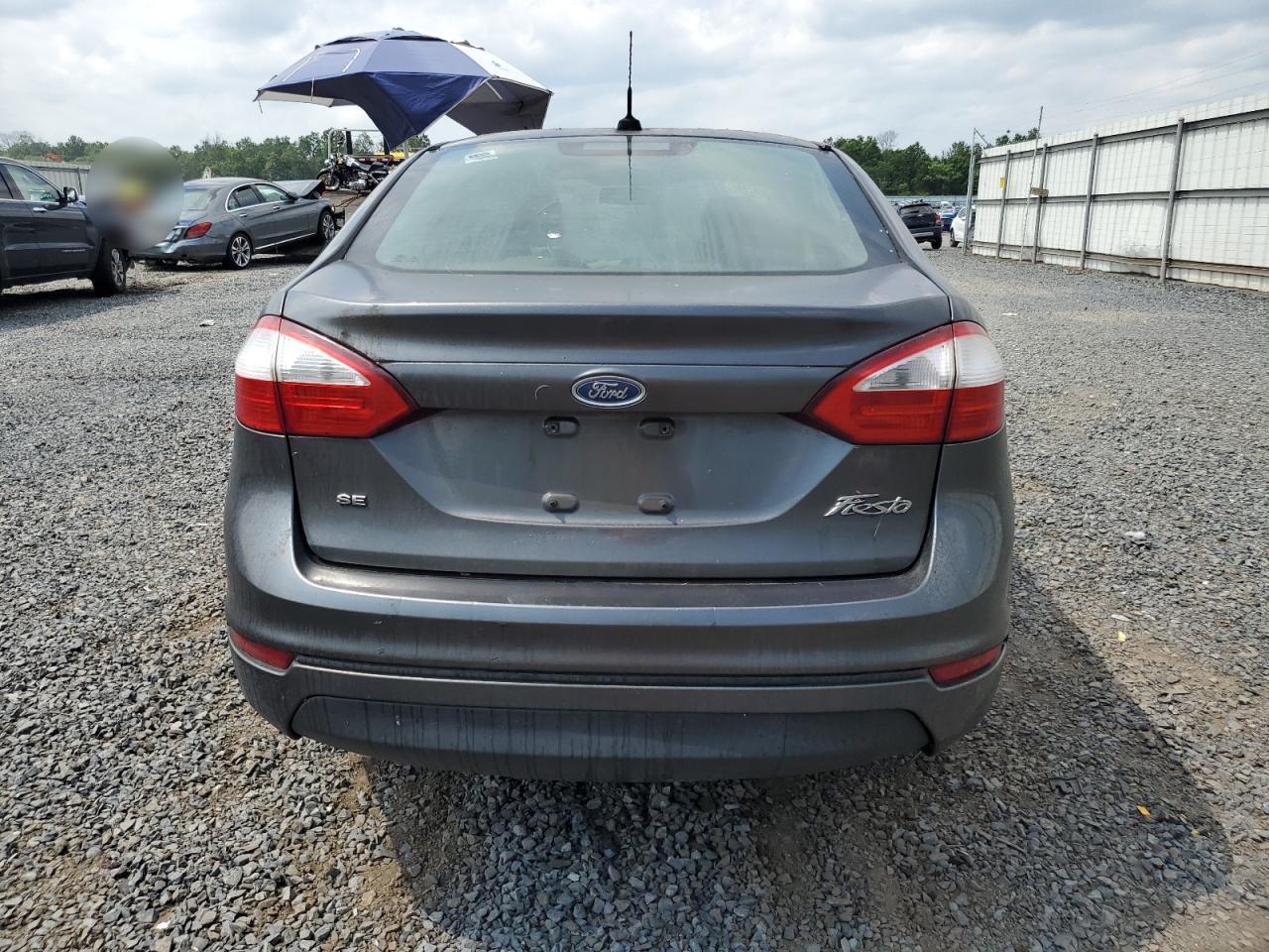2016 Ford Fiesta Se - Фото 6