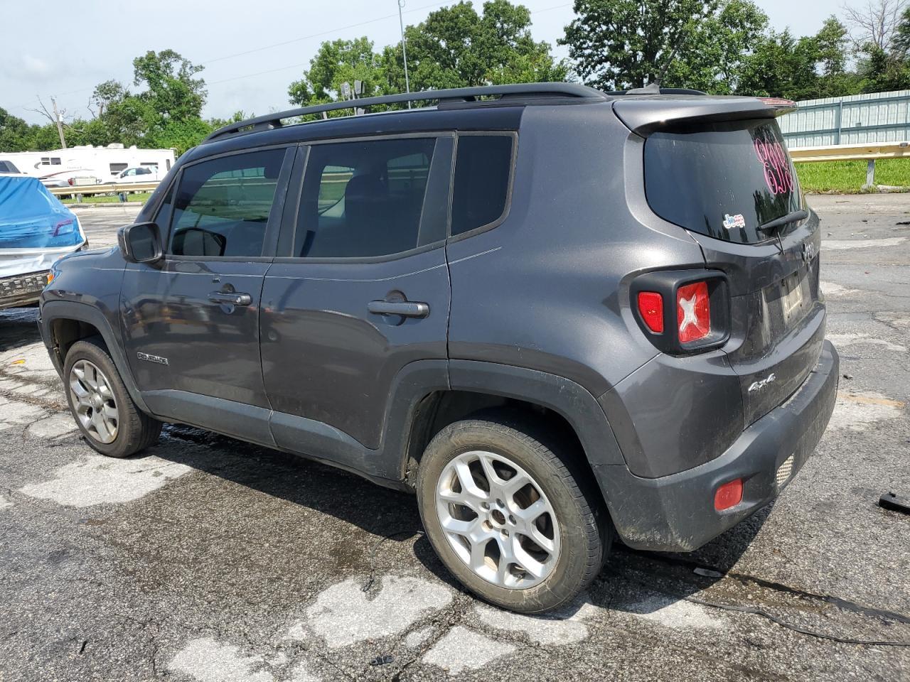 2016 Jeep Renegade Latitude - Фото 2