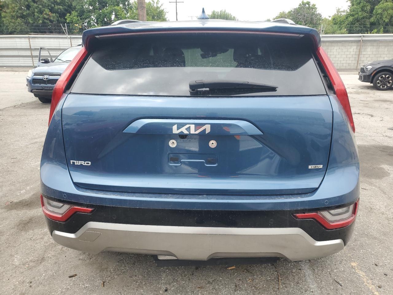 2023 Kia Niro Sx - Image 6