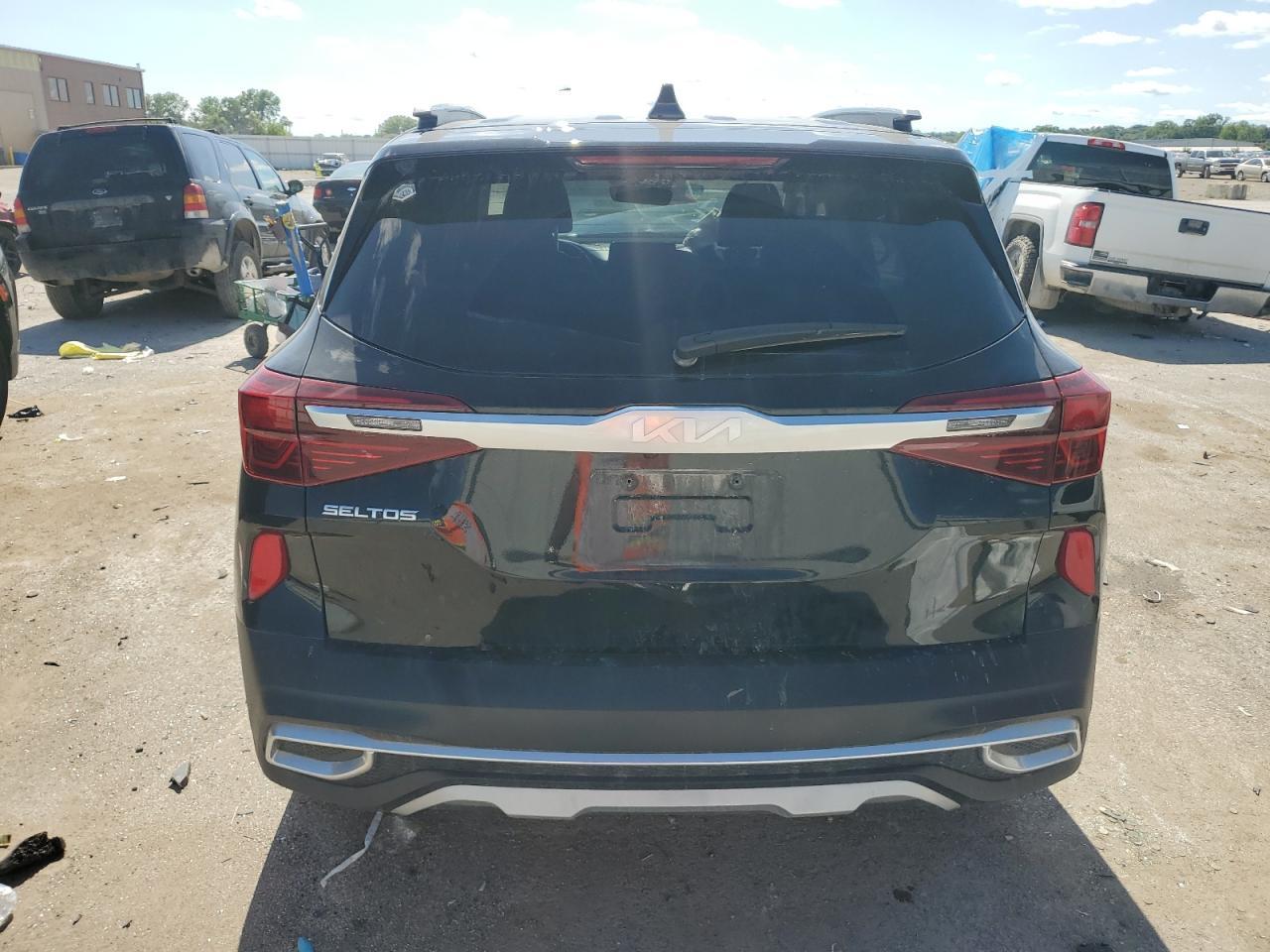 2023 Kia Seltos S - Image 6