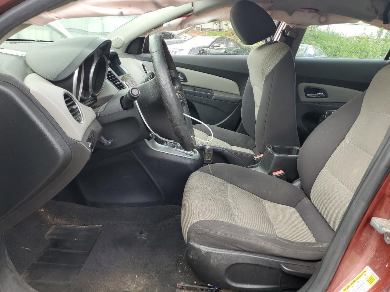 2013 Chevrolet Cruze Ls - Image 7