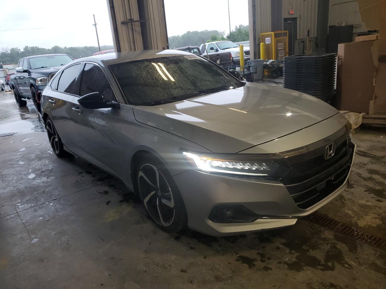 2022 Honda Accord Sport - Фото 4