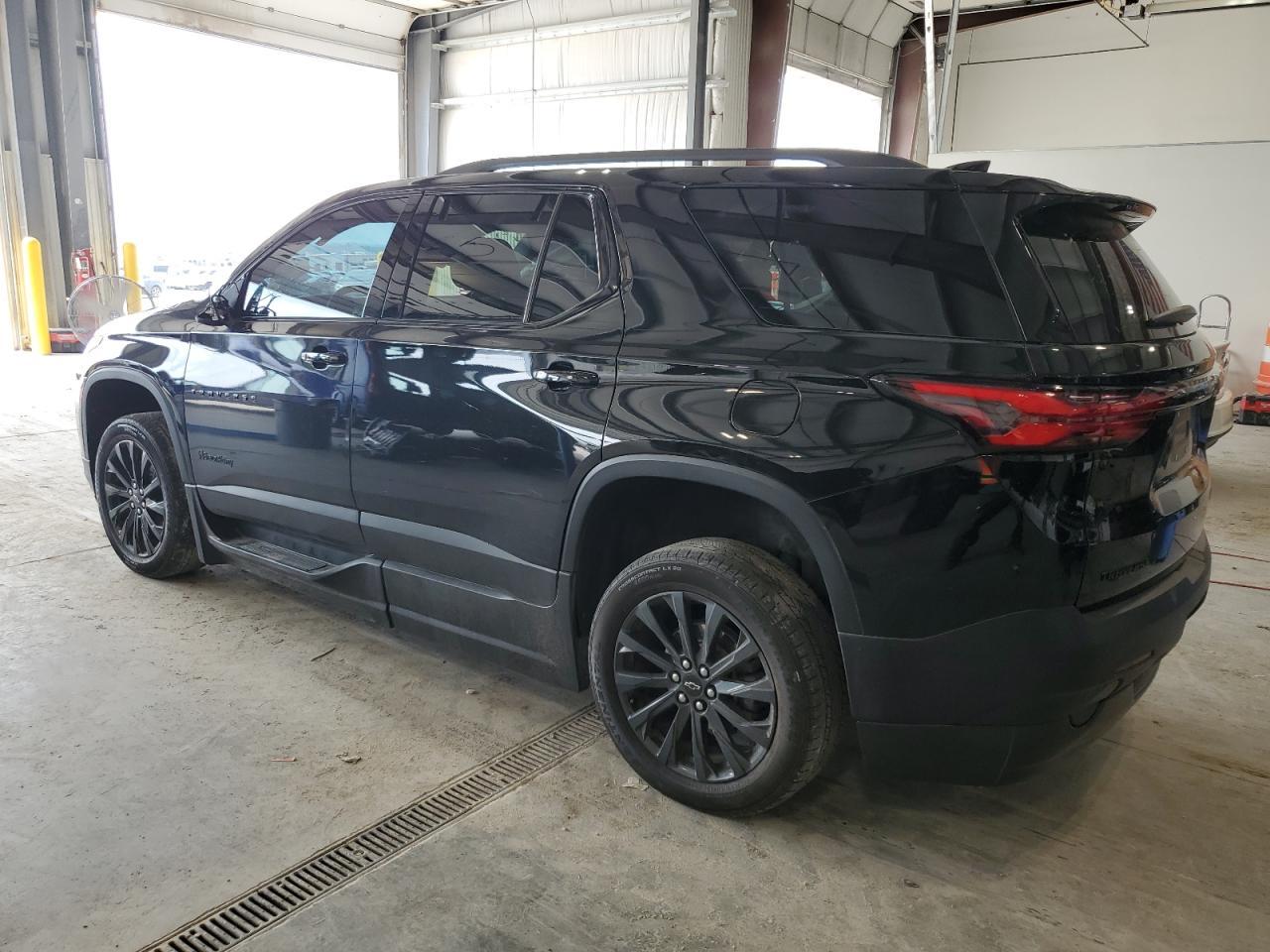 2022 Chevrolet Traverse Rs - Image 2