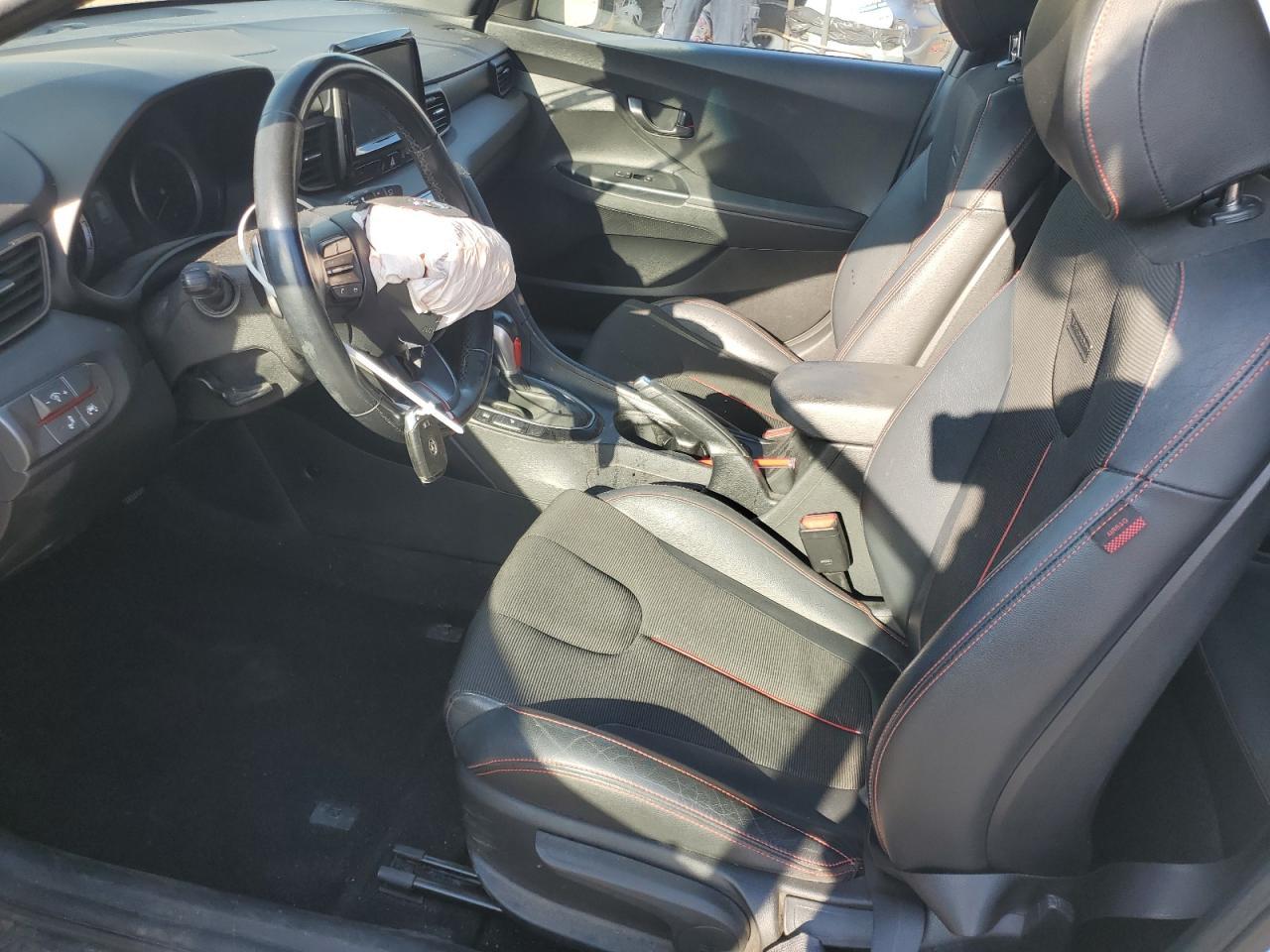 2019 Hyundai Veloster 2.0L Premium - Фото 7