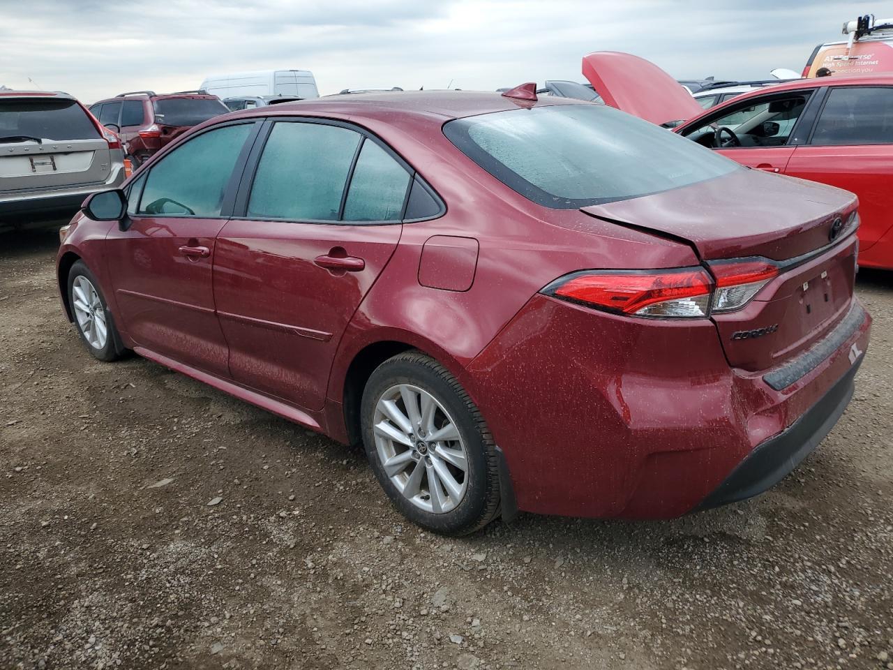 2025 Toyota Corolla Le - Фото 2