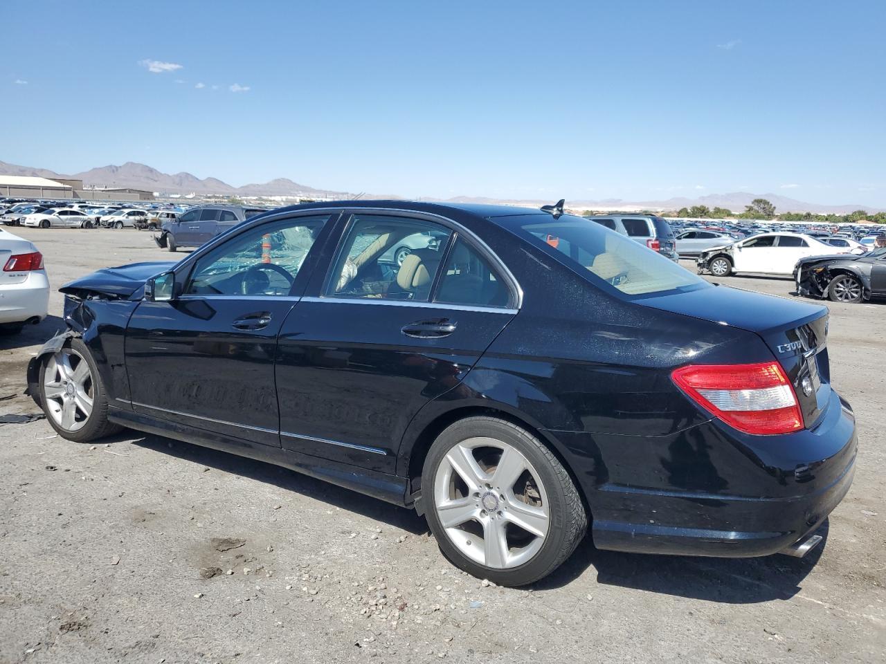 2011 Mercedes-Benz C - Image 2