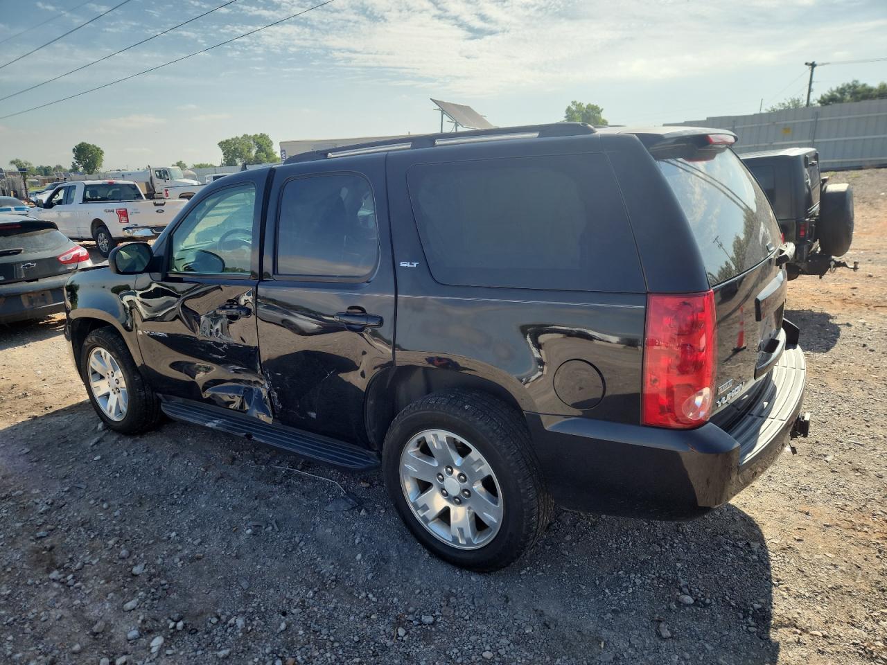 2008 GMC Yukon - Фото 2