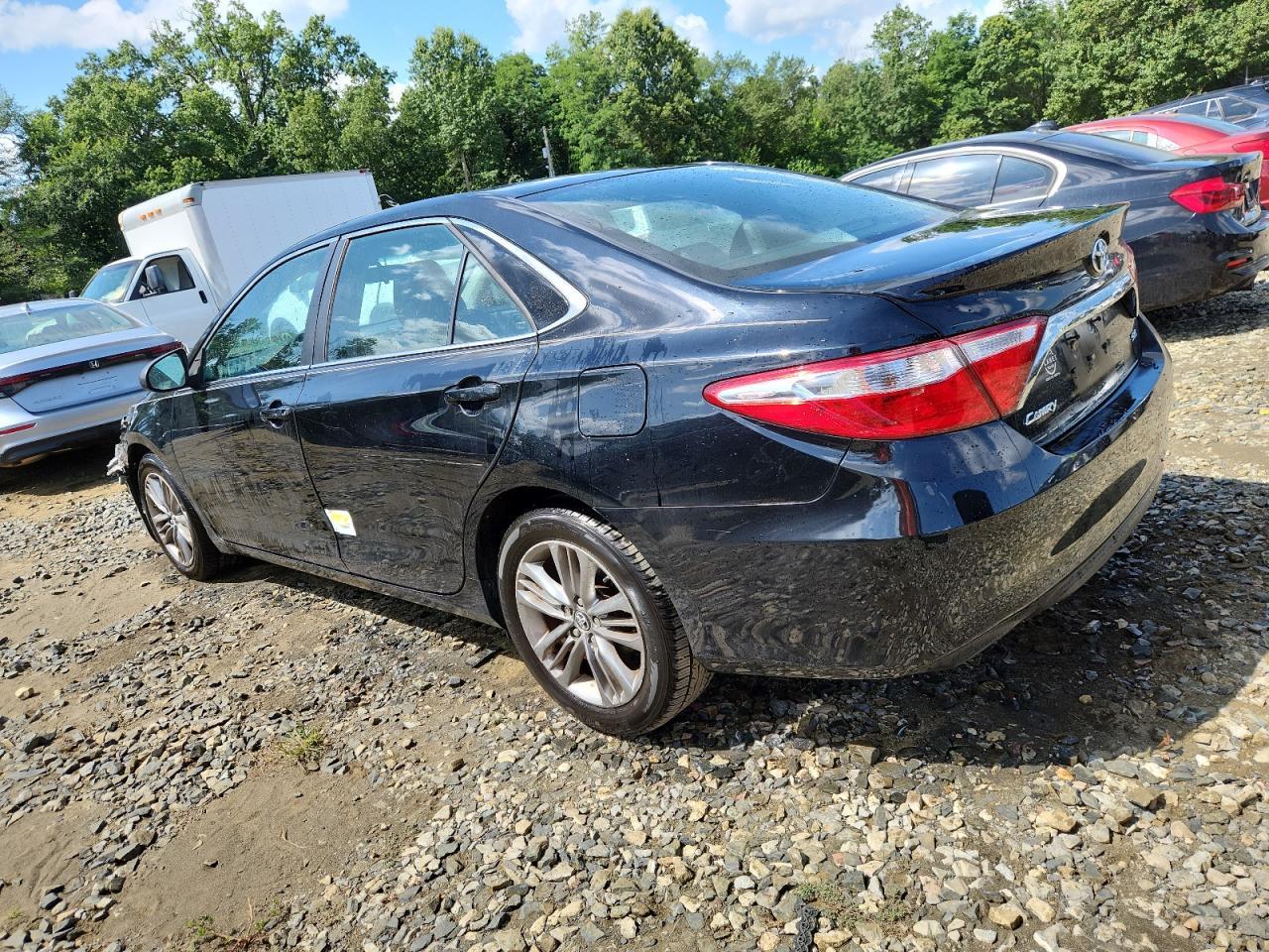 2017 Toyota Camry Le - Image 2