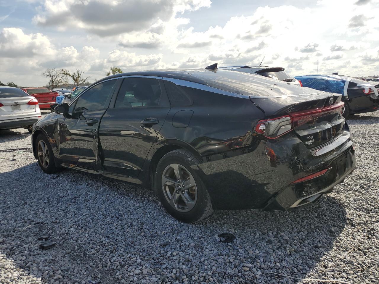 2021 Kia K5 Lxs - Фото 2