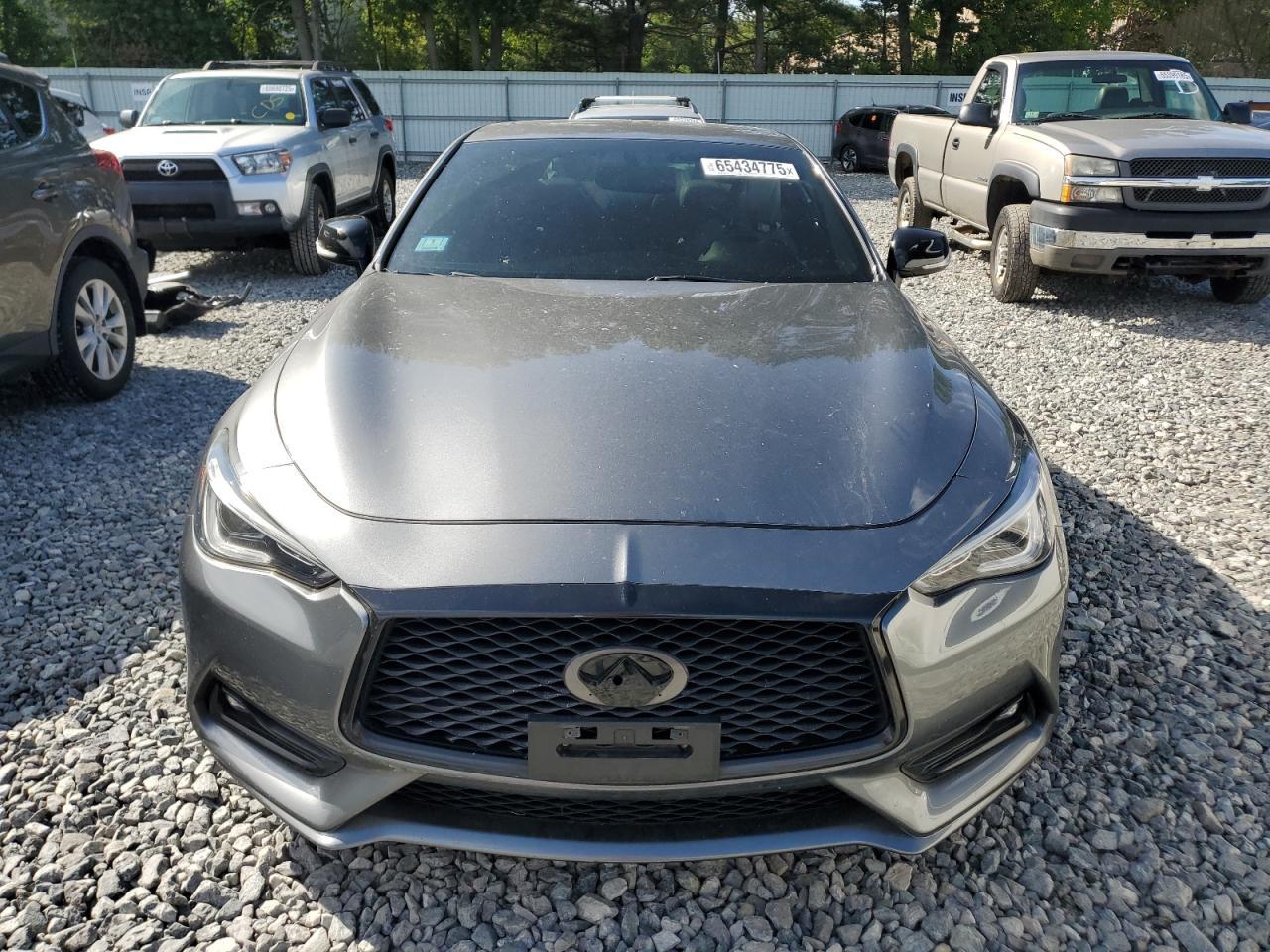 2017 Infiniti Q60 Premium - Image 5
