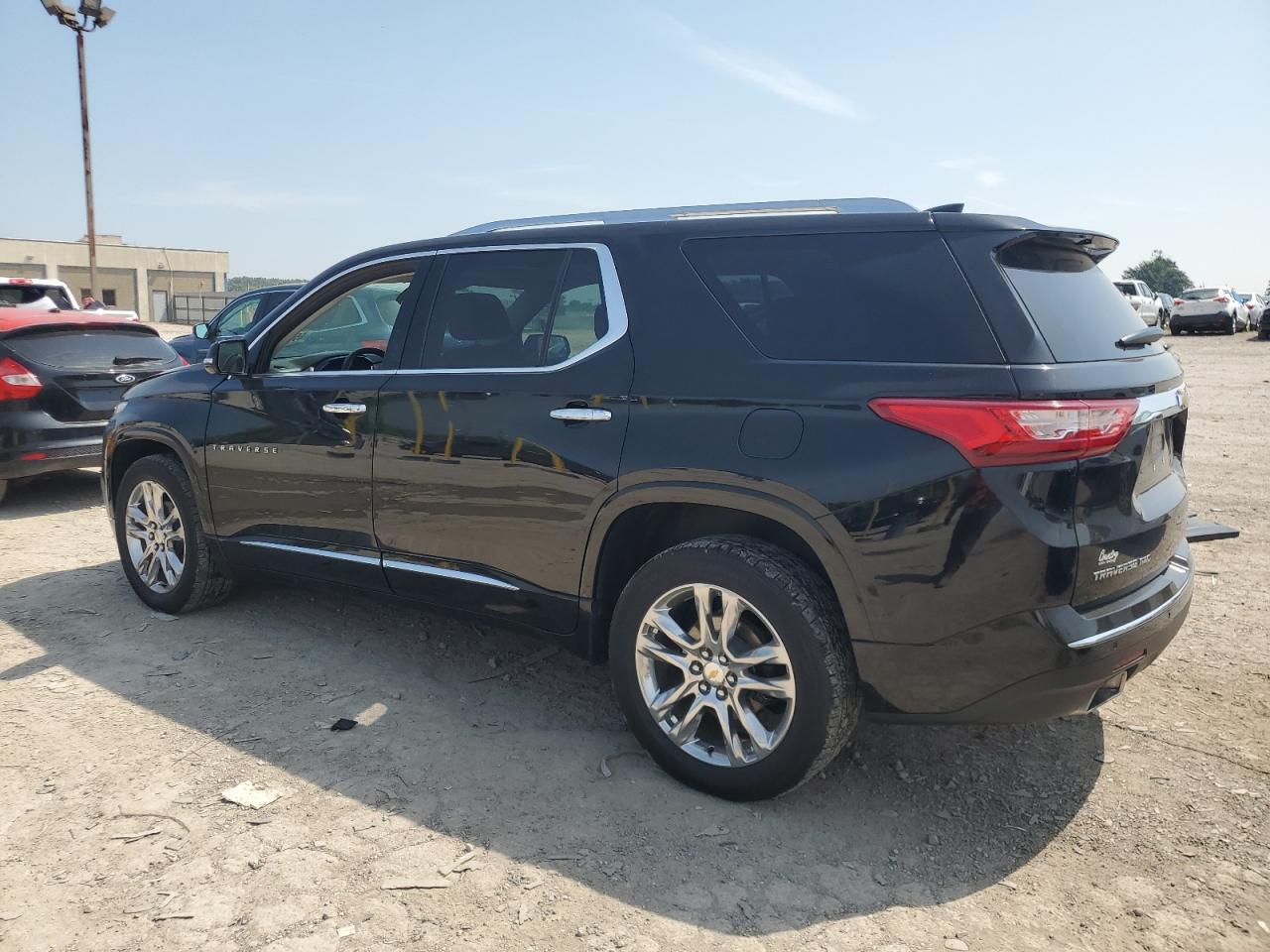 2020 Chevrolet Traverse High Country - Image 2